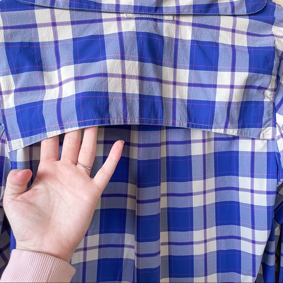 Duluth Trading Co. Women’s Mesh Outdoor Flannel Button Up - Picture 5 of 6